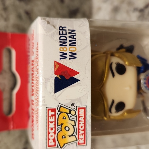 Funko Pocket Pop Keychain Wonder Woman 80- Challenge of the Gods Keychain - Picture 3 of 7